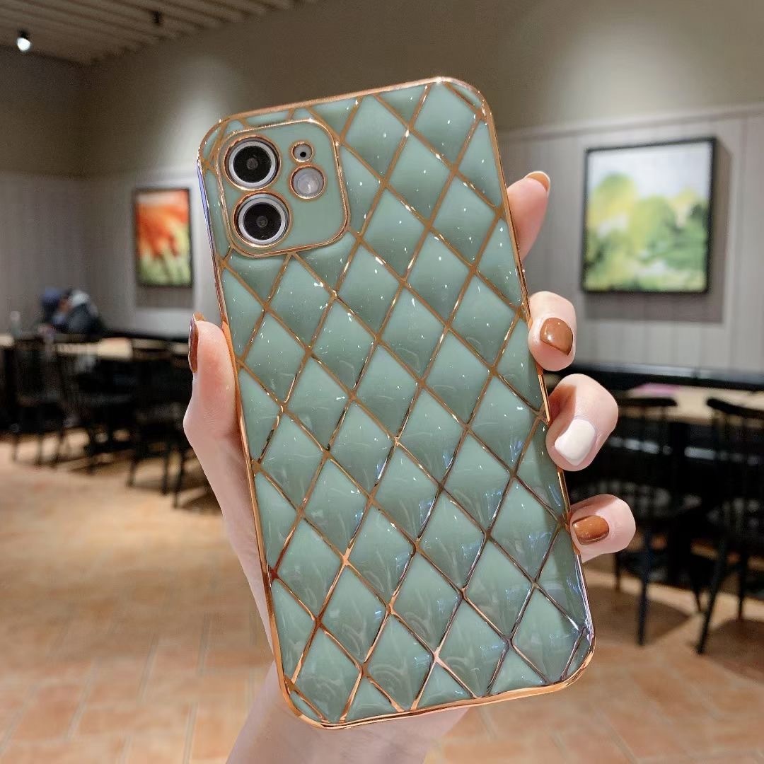 Electroplated Diamond Pattern Drop-resistant Classic Style Lambskin Phone Case